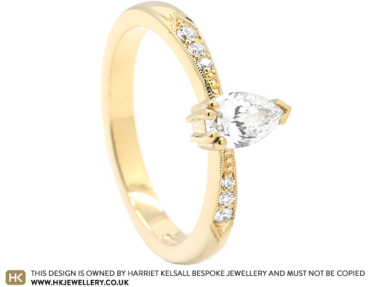24803-yellow-gold-engagement-ring-with-pear-and-round-cut-diamonds_2.jpg