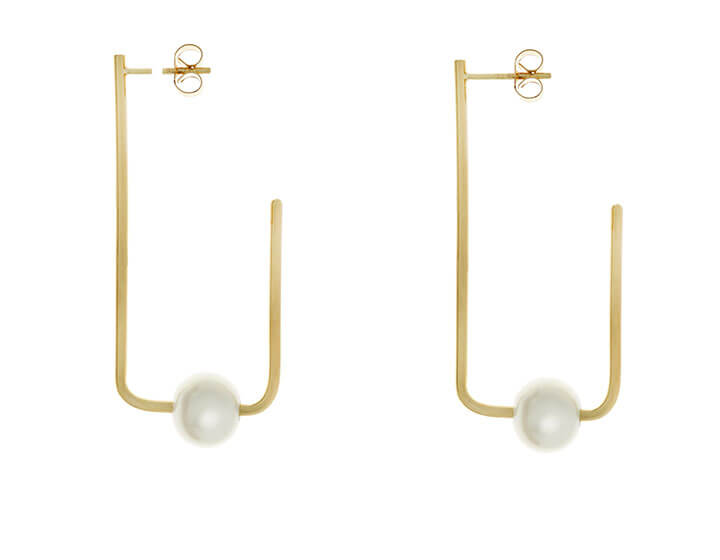 9ct yellow gold rectangular hoops with round ivory pearls