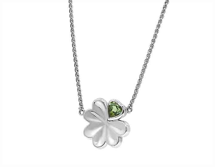 A Four Leaf Clover Pendant for Dasha