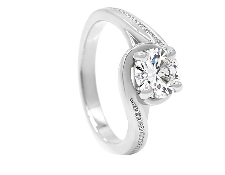 Showstopping 0.92ct Diamond Engagement Ring