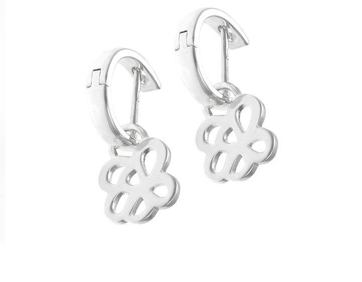 Dorée's Sterling silver floral inspired earrings