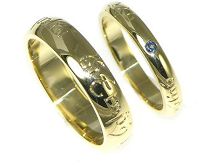 Bespoke pair of 18ct yellow gold engraved wedding rings