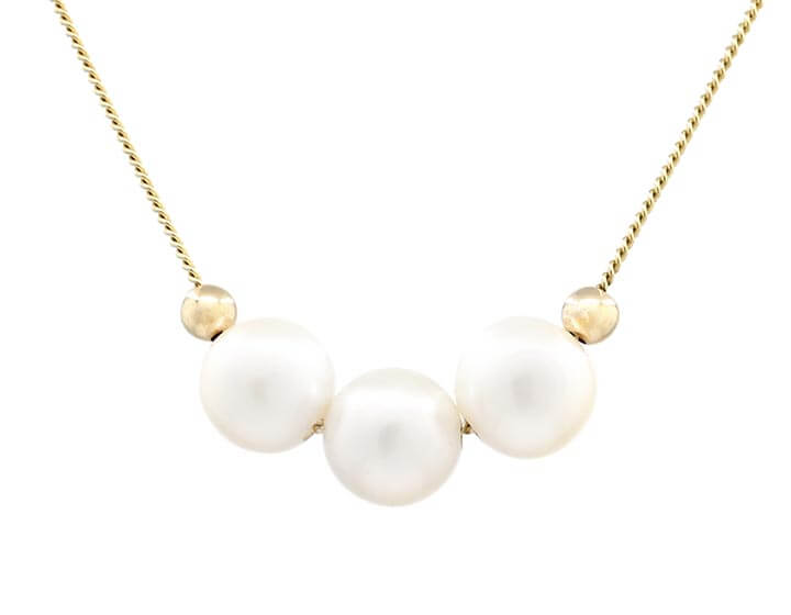 9ct Yellow Gold Necklace with Three 7mm Ivory Pearls and Gold Beads