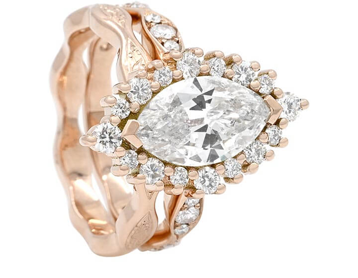 Emily's Floral Fitted Wedding Ring