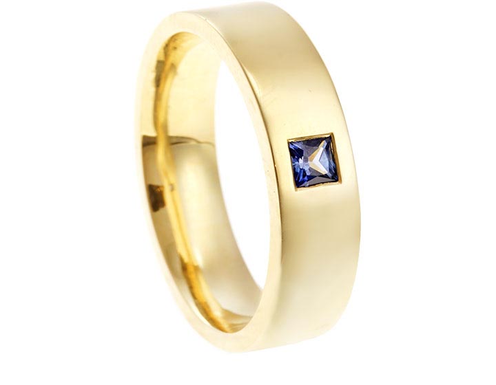 Richard's 18ct yellow gold blue sapphire wedding ring