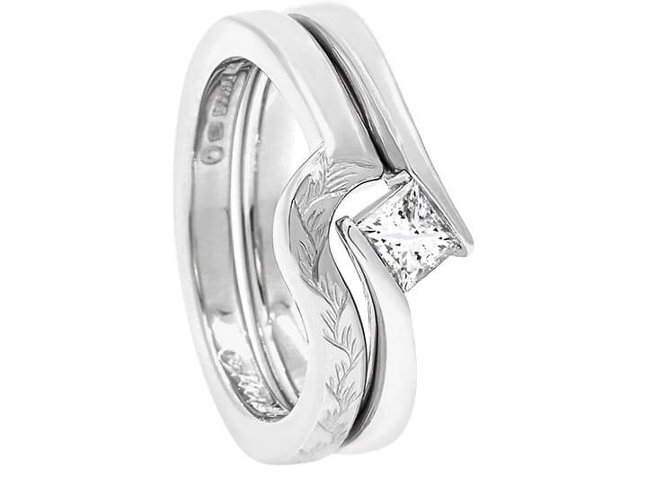 Rose's Vine Engraved Wave Wedding Ring