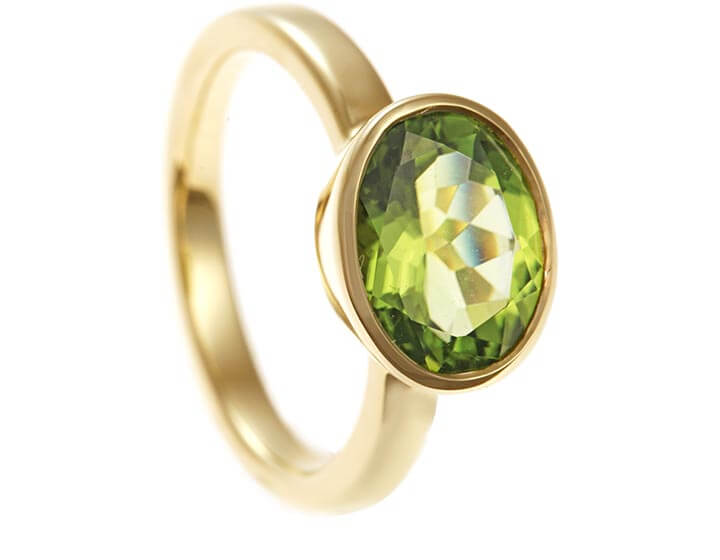 Julie's 9ct Yellow Gold Oval Cut Peridot Ring