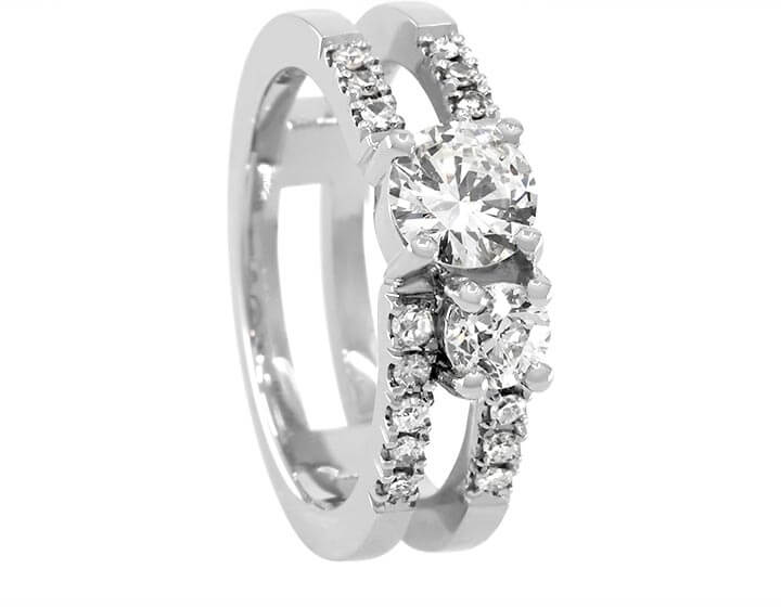 A Double Band of Diamonds