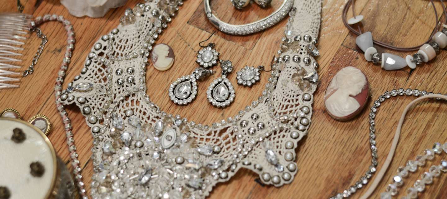 vintage jewellery